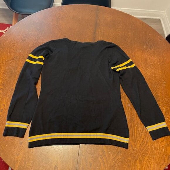 Harry Potter Sweater Womens Large Black Hufflepuff Cardigan Sweatshirt Crest - Picture 3 of 4